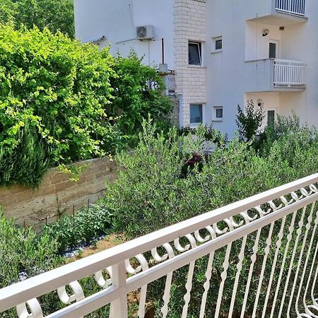 Apartments Mandalinic Omis Exterior photo