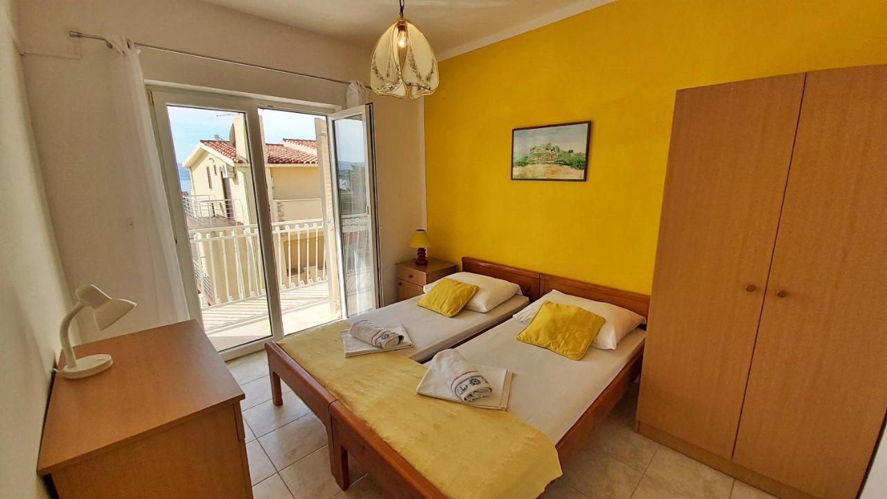 Apartments Mandalinic Omis Exterior photo