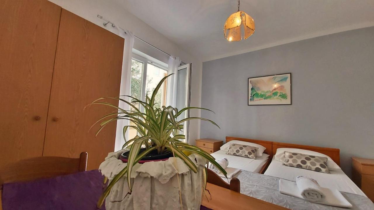 Apartments Mandalinic Omis Exterior photo