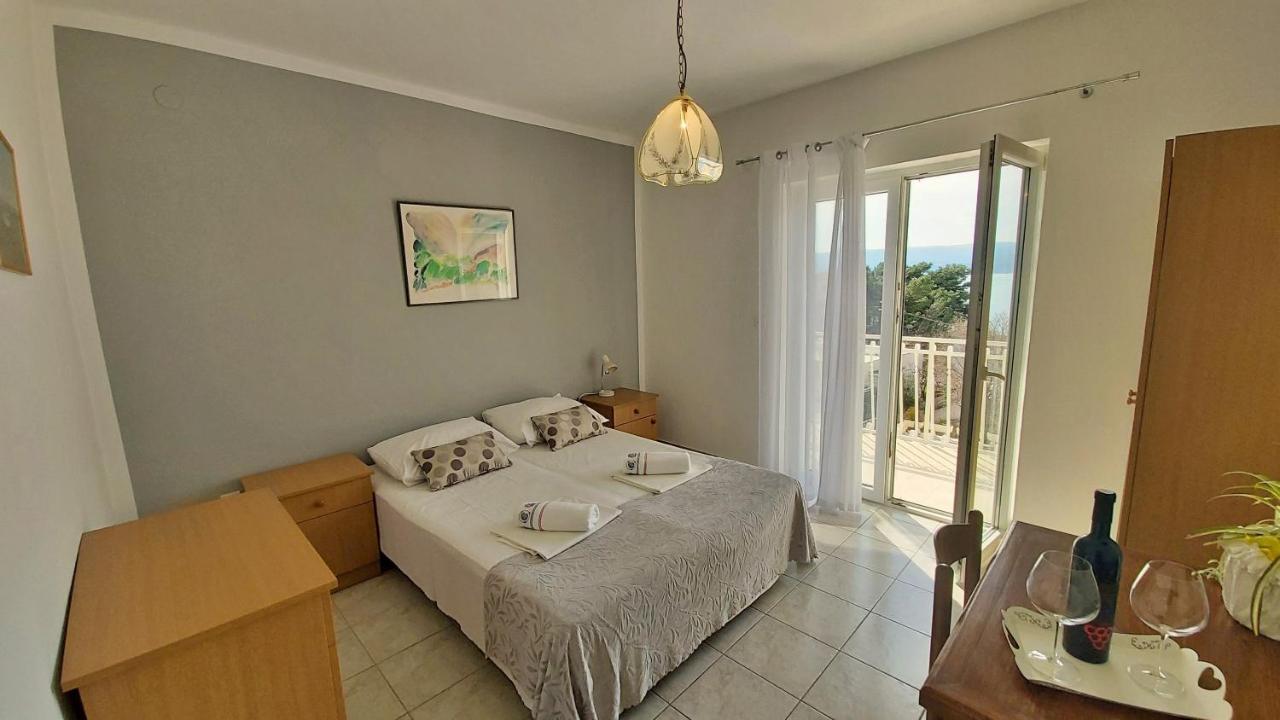 Apartments Mandalinic Omis Exterior photo