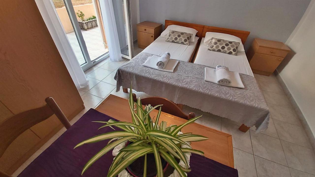Apartments Mandalinic Omis Exterior photo