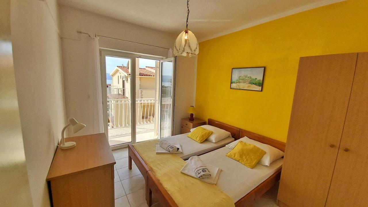 Apartments Mandalinic Omis Exterior photo